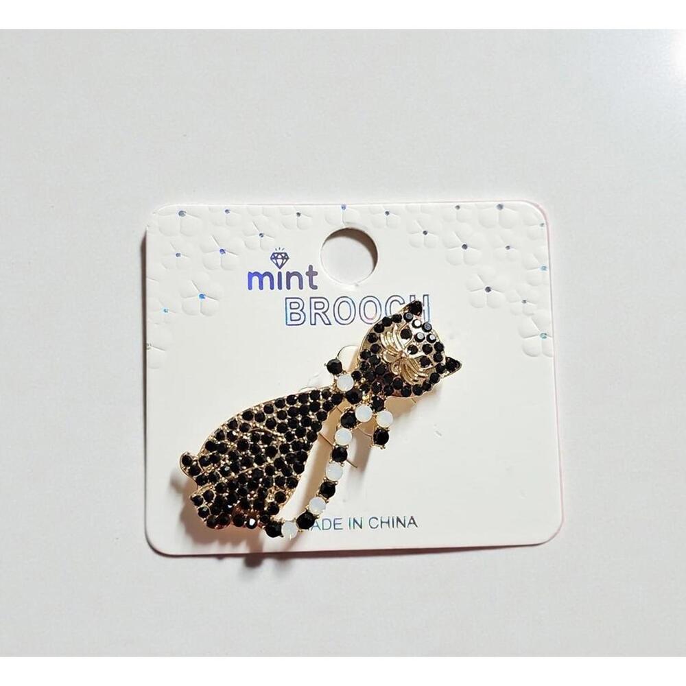 Cat Brooch with Black and White Rhinestones